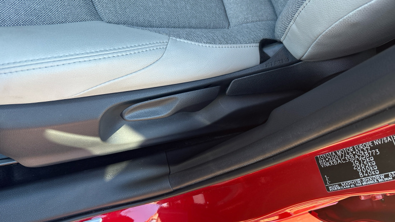 Toyota Yaris 1.5 Hybrid Excel 5dr CVT Hybrid Hatchback